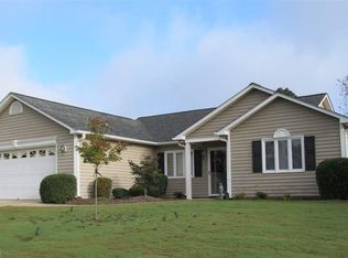 5 Rainstone Dr, Greenville, SC 29615