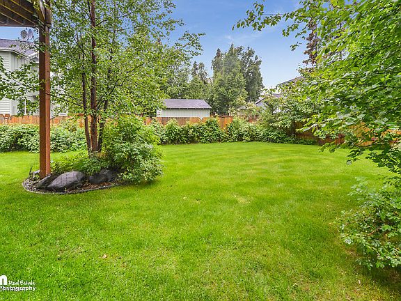 3rd image of 5534 Cape Seville Dr