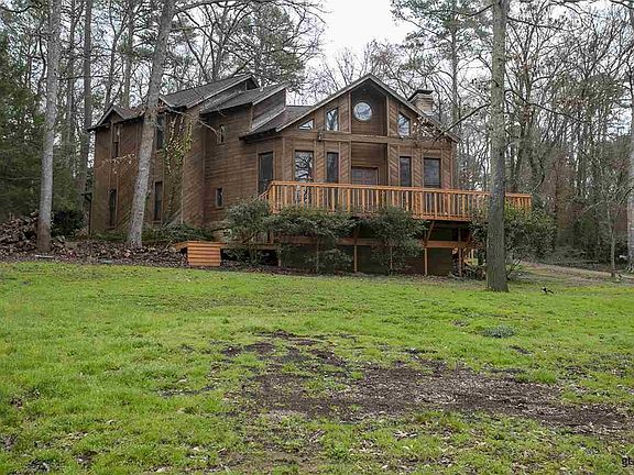 3rd image of 19043 Lakeshore Dr