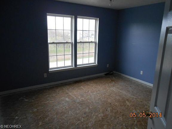 2nd image of 26392 Morning Glory Ln
