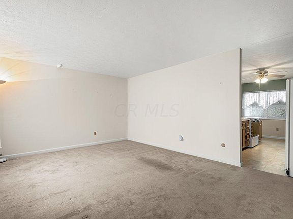 4th image of 741 Andrew Ave