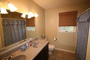 4th image of 3012 Moss Creek Dr