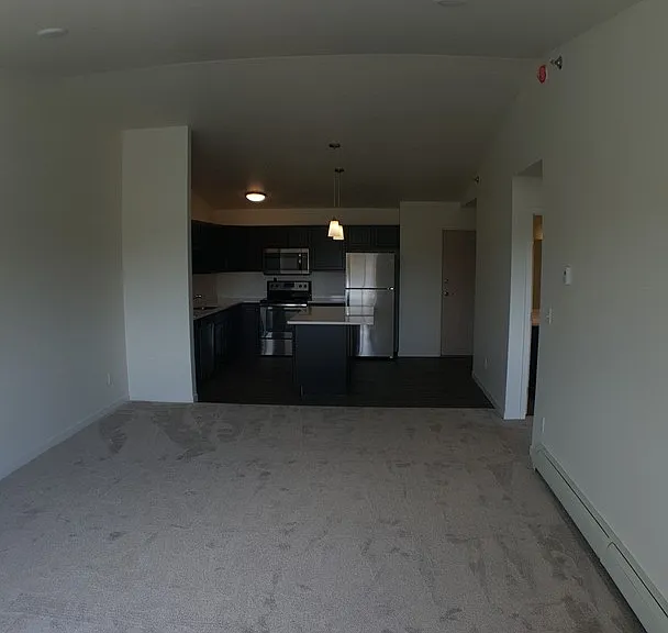 899 Barrett St N — Photo 6