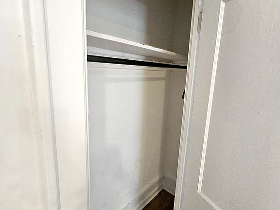 Studio Closet 1
