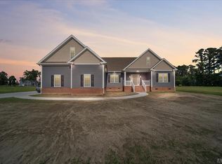 707 Broomfield Trl, Elizabeth City, NC 27909