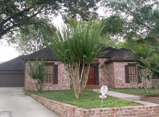 205 Bienvenue Cir, Lafayette, LA 70501