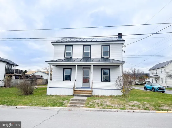 129 Maclay St, Milroy, PA 17063