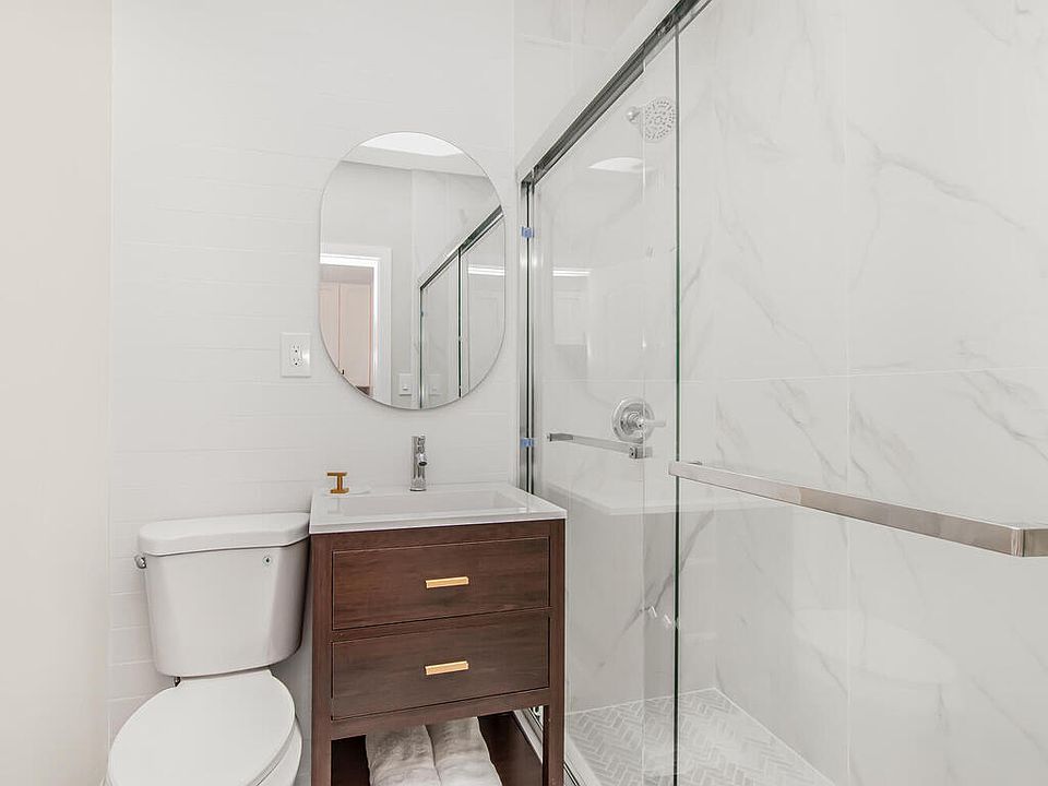 New bathroom with deep drawers for maximum storage!