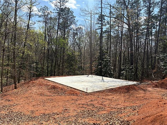 3rd image of 103 Hughes St