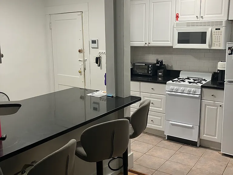 64 Hemenway St #4 — Photo 1