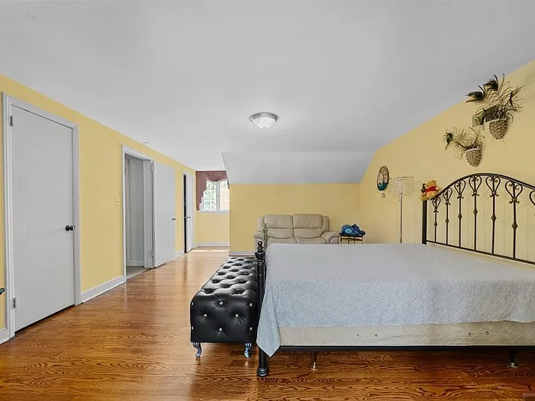 328 W Ridgewood Ave — Photo 29