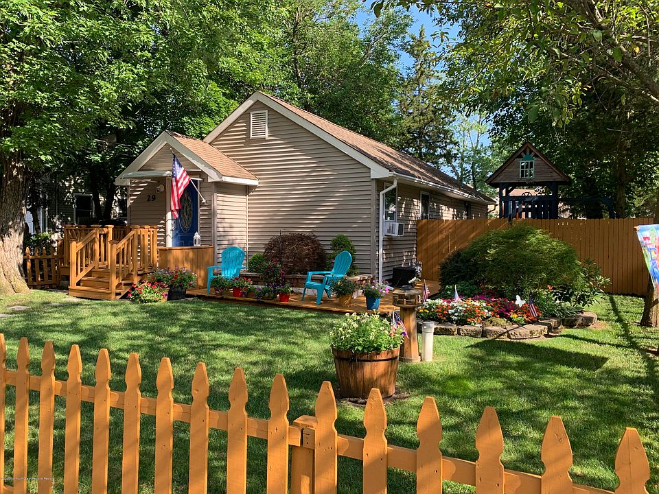 1st image of 29 Albert Ave