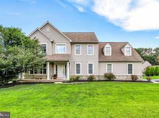 71 Meadow Hill Dr, York, PA 17402