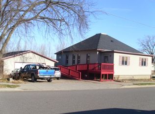 208 E Jackson St, Tomah, WI 54660