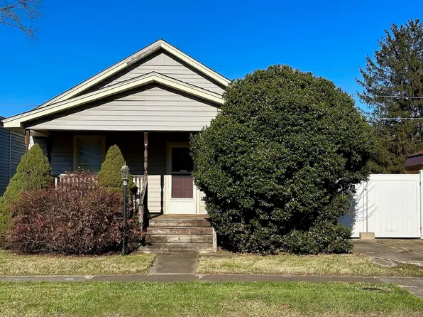915 Chestnut St, Kenova, WV 25530