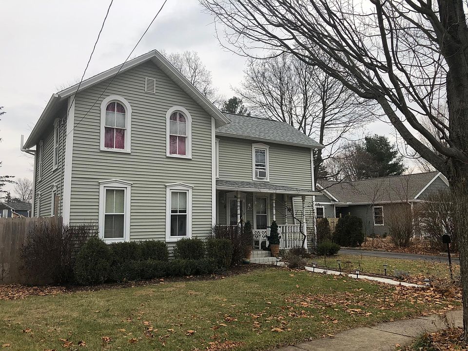 1st image of 310 N Maiden Ln