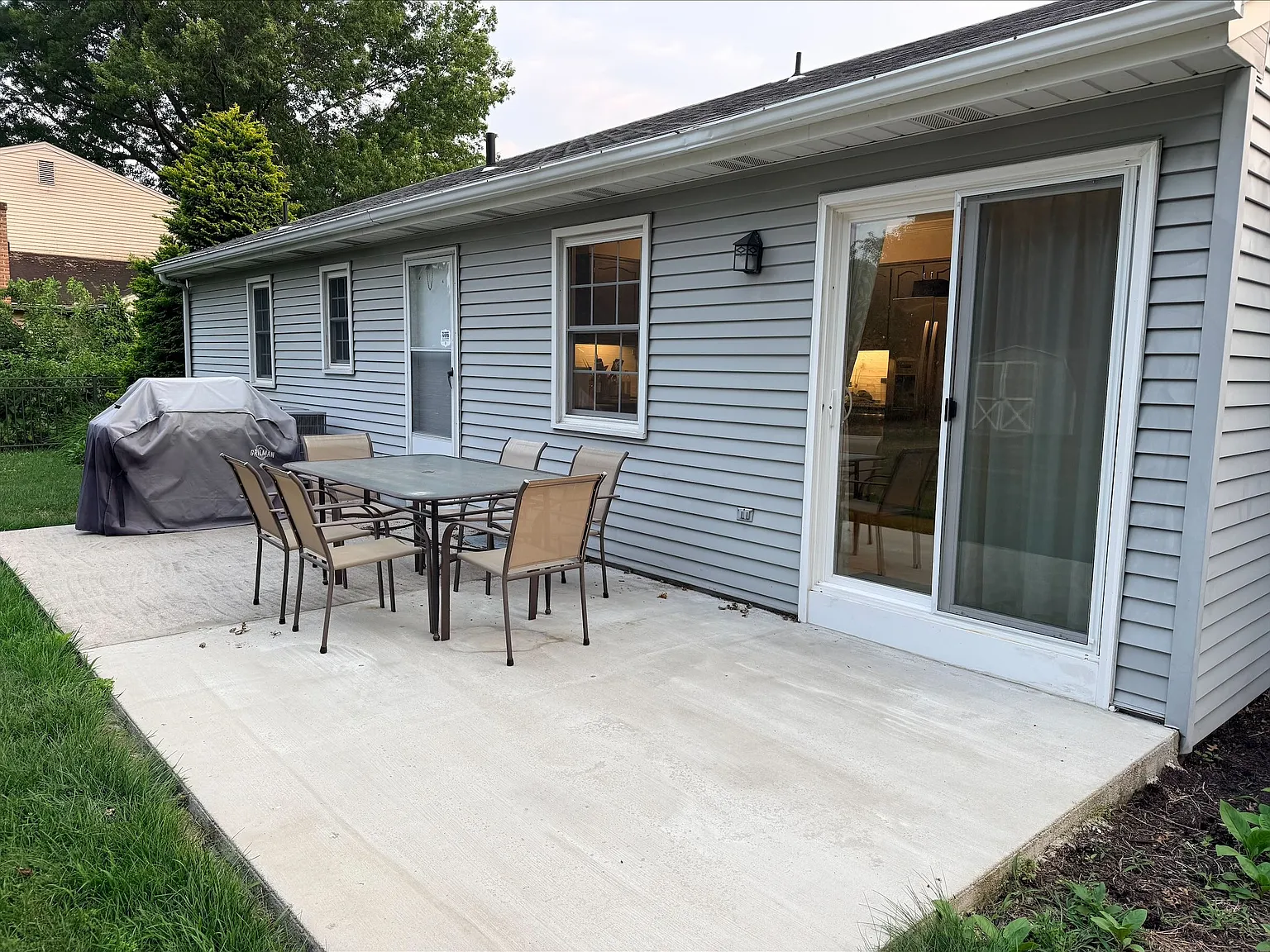 3 bed, 1058 sqft, $800 — Photo 2