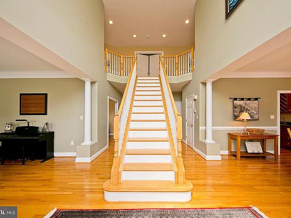 4th image of 102 Orkney Dr