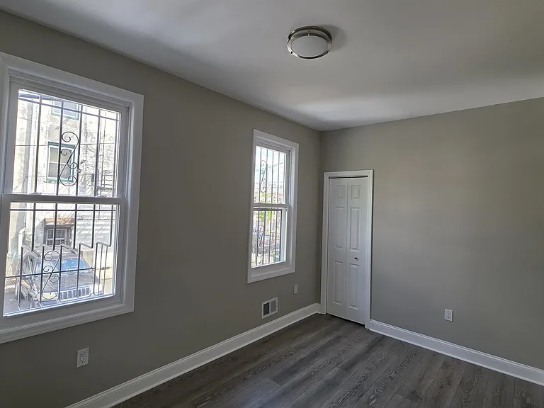 218 Dwight St #1 — Photo 7