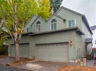 9467 SW Ivana Ct, Portland, OR 97223
