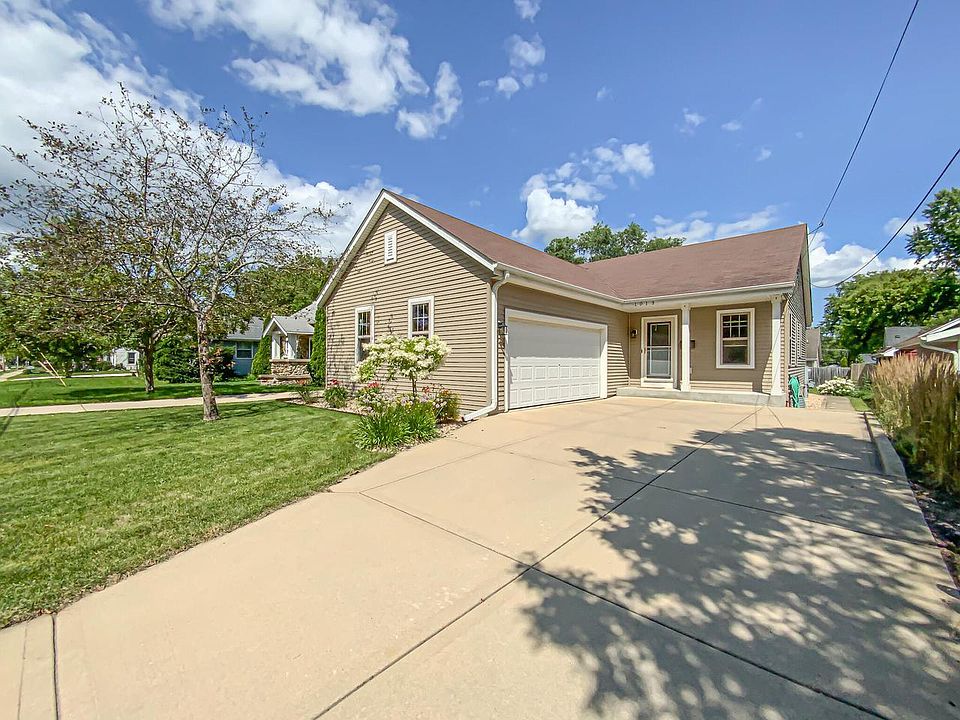 1st image of 1013 Westowne AVENUE