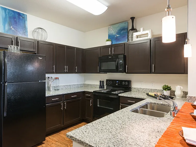 Arterra Place Apartments — Photo 6