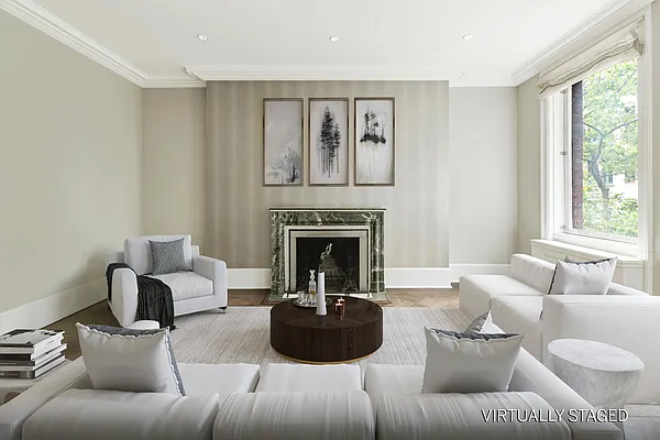 Rented by Sotheby's International Realty | media 22