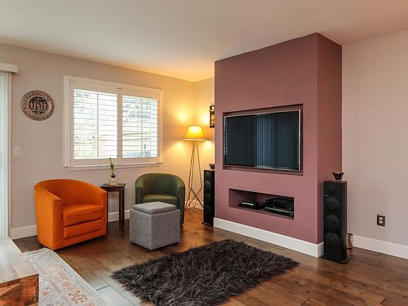 4th image of 1247 Weibel Way