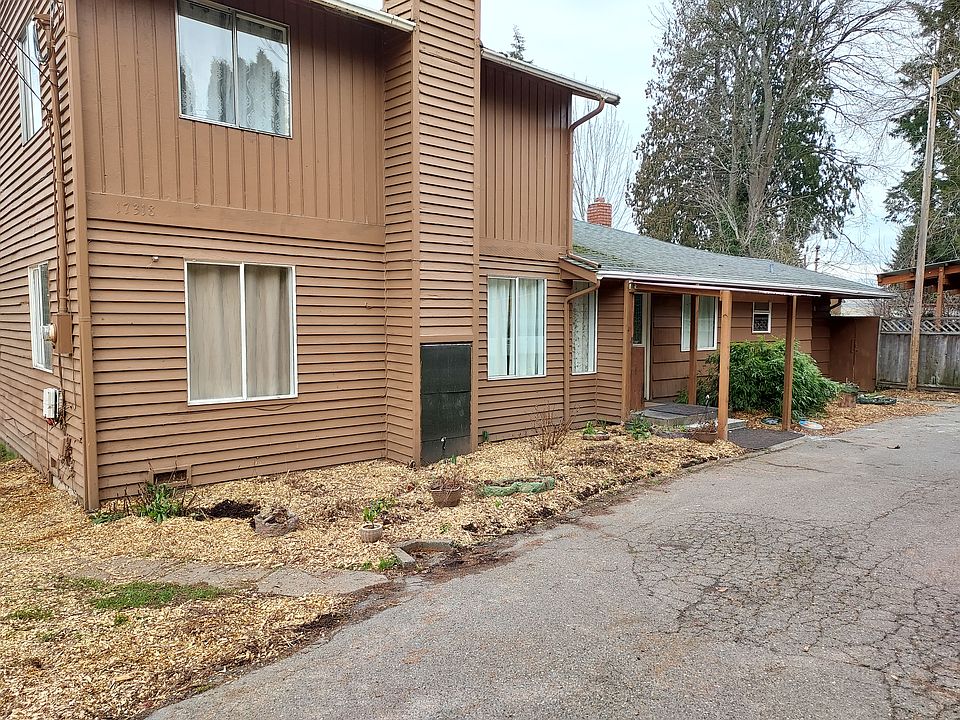 1st image of 17318 44th Ave W