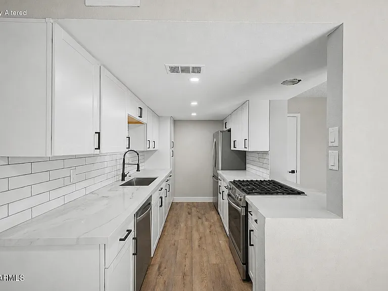 4107 W Wonderview Rd — Photo 1