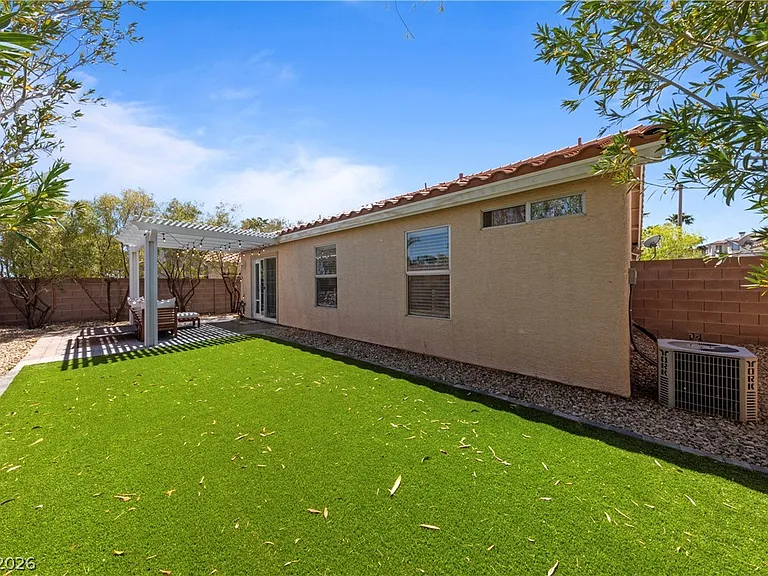 9848 Lenox Crest Pl — Photo 8