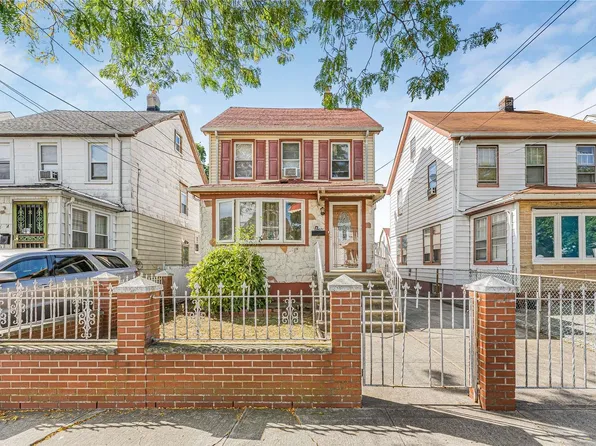 111-10 203rd St, Saint Albans, NY 11412