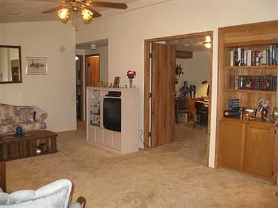 3rd image of 125 Elderbrook Ln