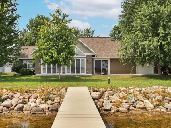 9362 Dorothy Ave, Brainerd, MN 56401