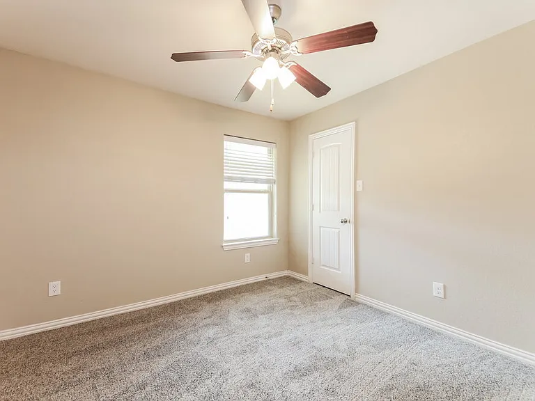 7645 Hollow Point Dr — Photo 13
