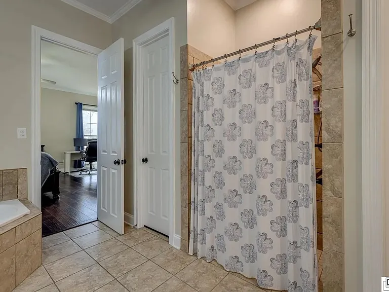 110 Maison Dr — Photo 27