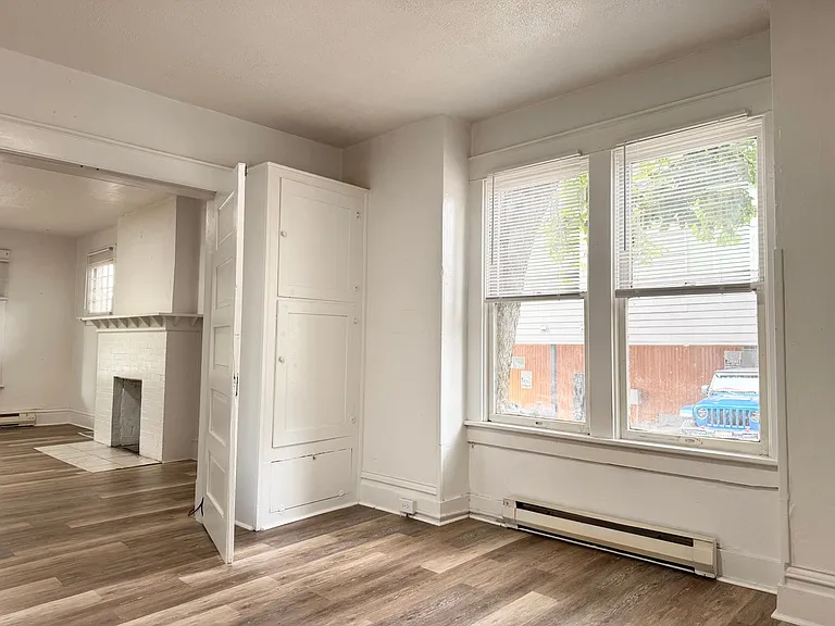 621 S Adams St — Photo 21