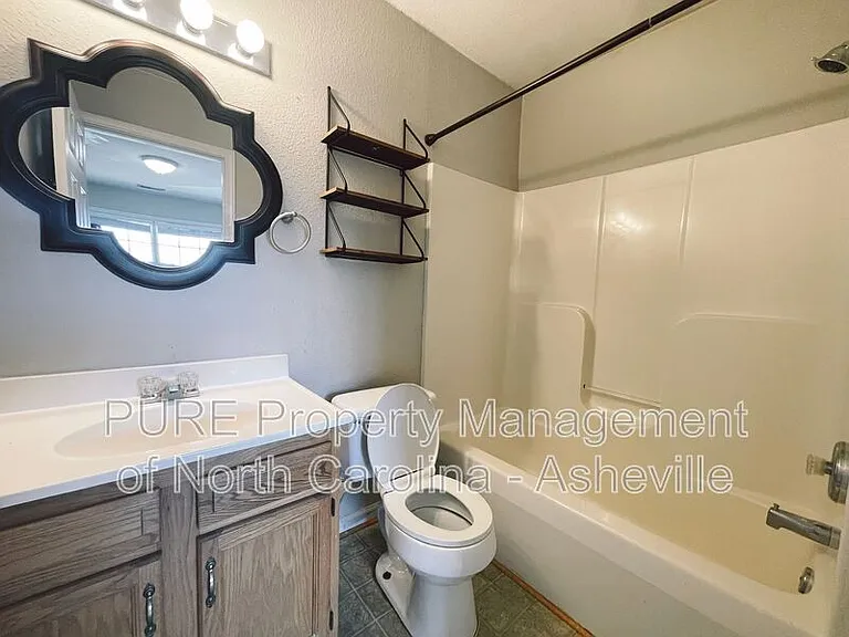 143 Carrion Ln — Photo 8