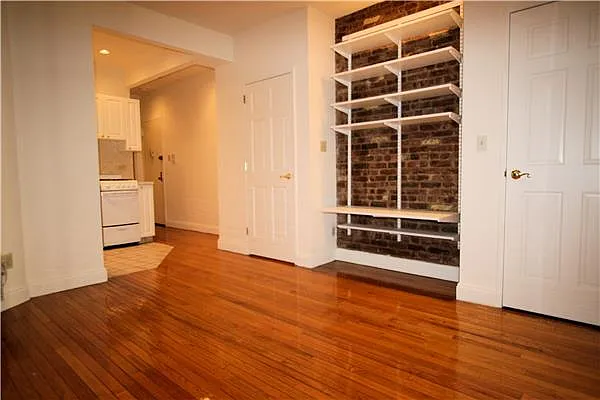 Rented by JM Preston Properties LLC | media 37