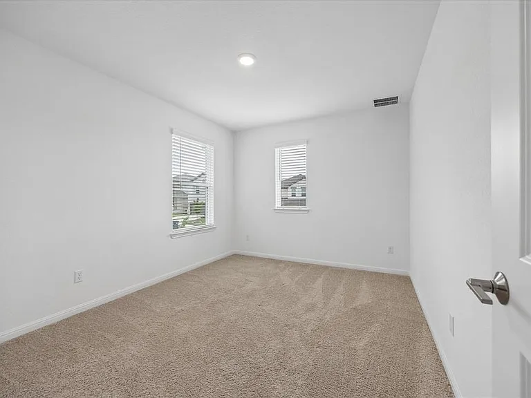 6407 Rounded Pebble Ln — Photo 23