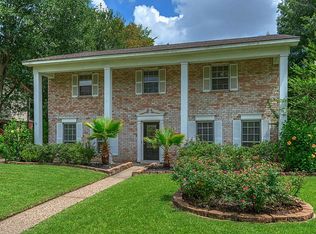 1011 Whitestone Ln, Houston, TX 77073