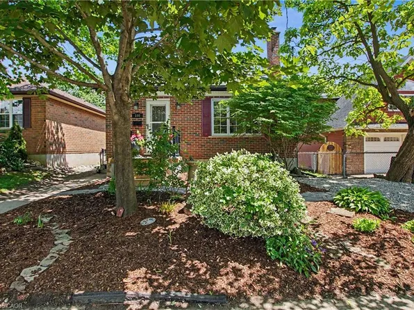 100 Johnston St, Guelph, ON N1E 5T8