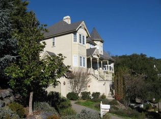 122 Oakbrook Ln, Cloverdale, CA 95425