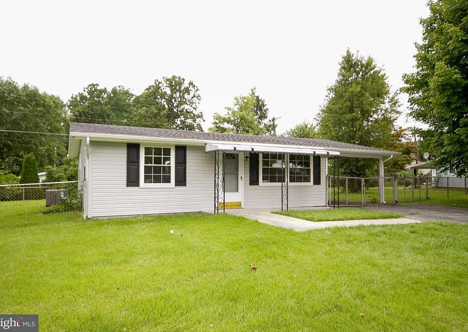 1st image of 329 Crestwood Dr