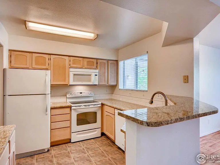 730 Copper Ln #208 — Photo 12