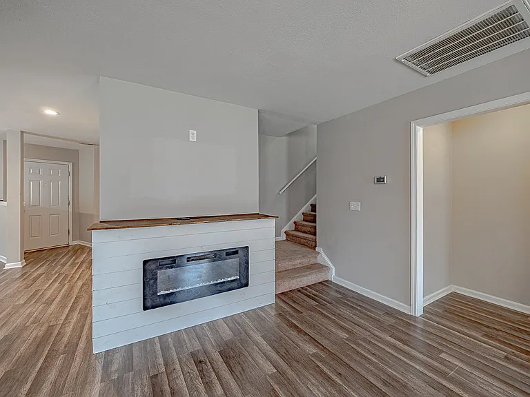 1586 Ruger Dr — Photo 18