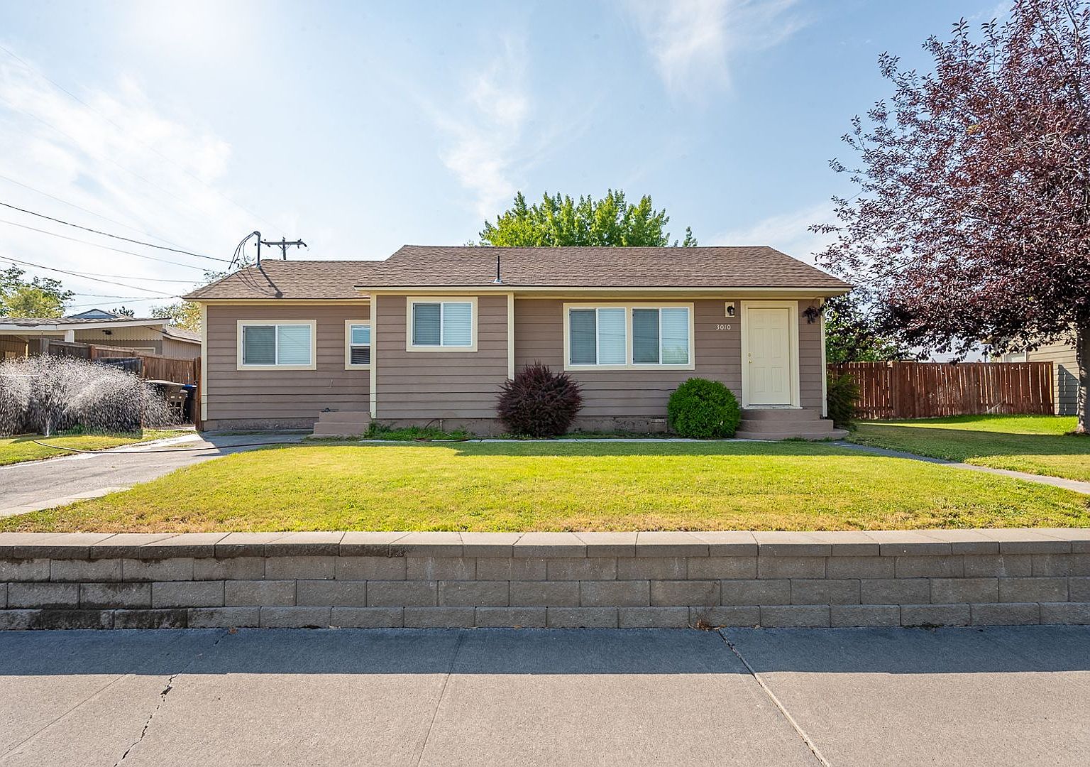 3010 W Lakeside Dr, Moses Lake, WA 98837 Zillow