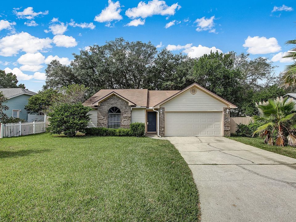 1st image of 2221 Captain Kidd Dr