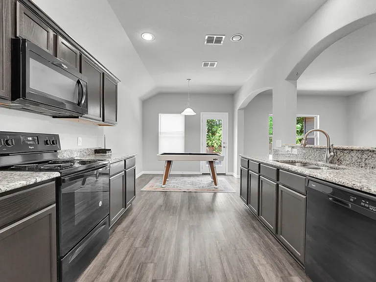 5165 Glen Eden Dr — Photo 9