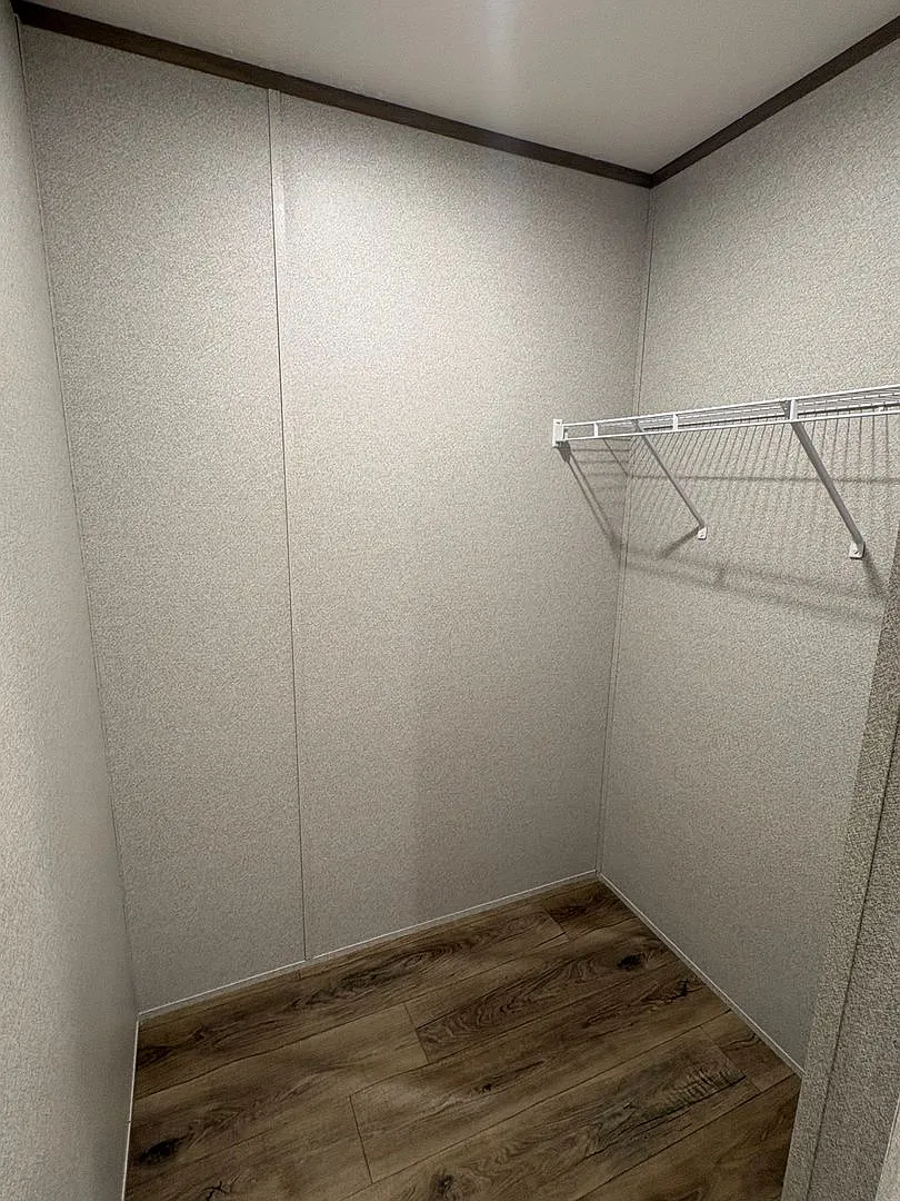 Eastwood Mobile Home Park — Photo 4